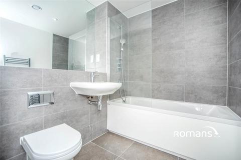 1 bedroom flat to rent, Medway Street, Chatham, Kent, ME4