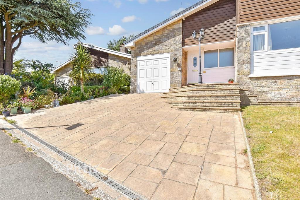 Driveway/Parking