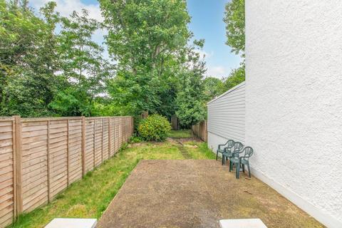 2 bedroom flat for sale, Willesden Lane, Brondesbury Park, London, NW2