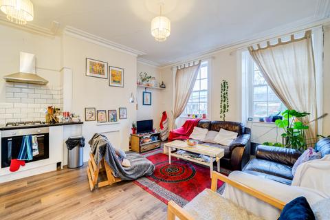 2 bedroom flat to rent, Flat 2, 29 Victoria Road, LS6 1AS