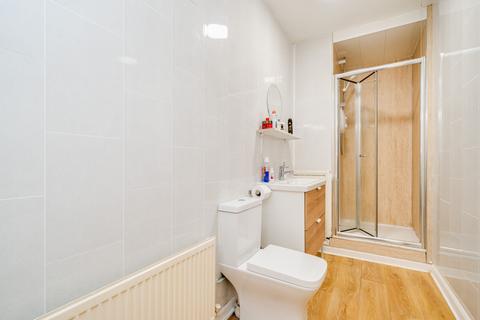 Flat 1, 29 Victoria Road, LS6 1AS