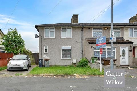 3 bedroom end of terrace house for sale, Rugby Road, Dagenham, Essex