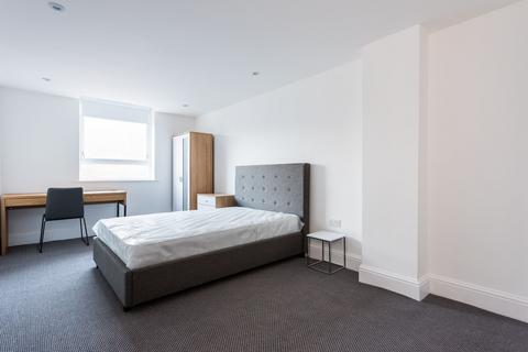 undefined, Flat 7, 16 Blenheim Terrace, LS2 9HN