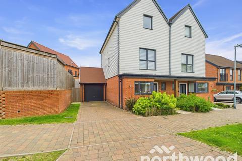 3 bedroom semi-detached house for sale, Woodland Rise, Chilmington Green, Ashford, TN23