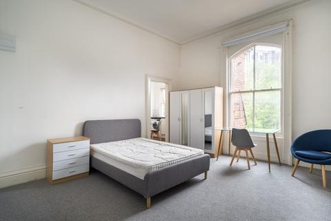 Flat 4A, 16 Clarendon Road, LS2 9NN