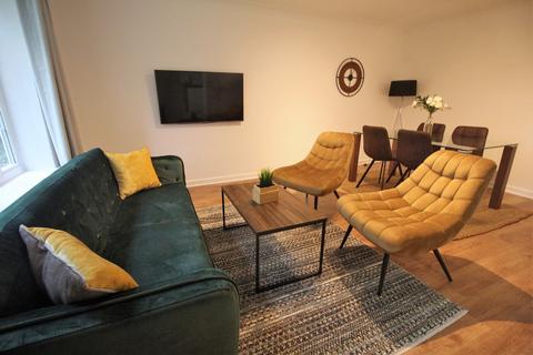 2 bedroom flat to rent, Flat 1 Berkeley Court, LS2 9PT
