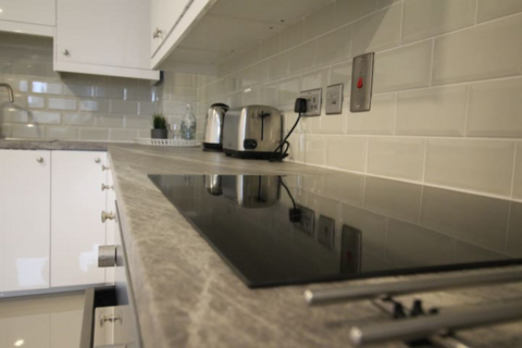 4 bedroom flat to rent, Flat 30, 205 Clarendon Road, Leeds, LS2 9DU