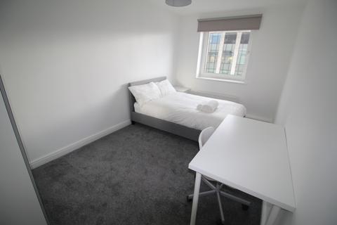 2 bedroom flat to rent, Flat 75, 205 Clarendon Road, Leeds, LS2 9DU