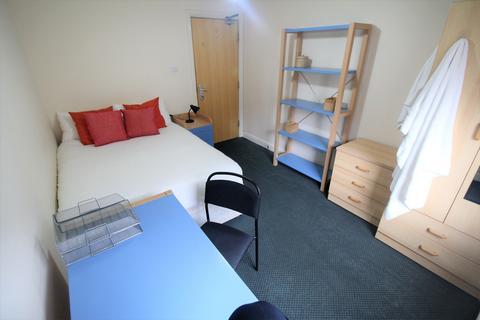 3 bedroom flat to rent, Flat 25, 205 Clarendon Road, Leeds, LS2 9DU