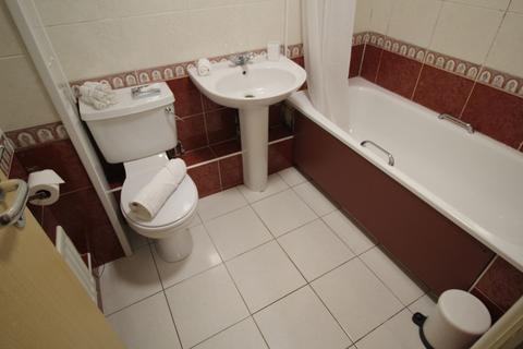 2 bedroom flat to rent, Flat 7, 205 Clarendon Road, Leeds, LS2 9DU