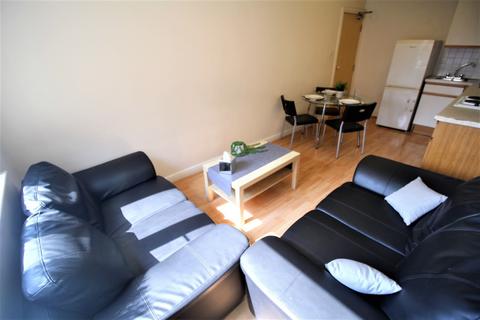 2 bedroom flat to rent, Flat 66, 205 Clarendon Road, Leeds, LS2 9DU