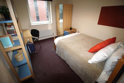2 bedroom flat to rent, Flat 6, 205 Clarendon Road, Leeds, LS2 9DU