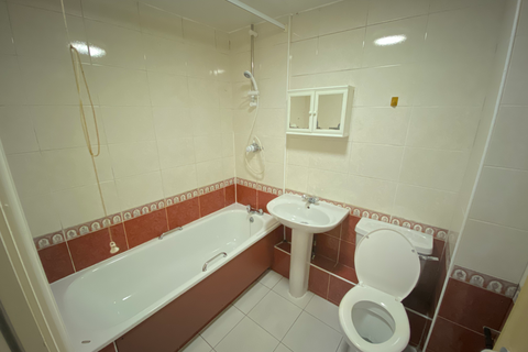 2 bedroom flat to rent, Flat 6, 205 Clarendon Road, Leeds, LS2 9DU