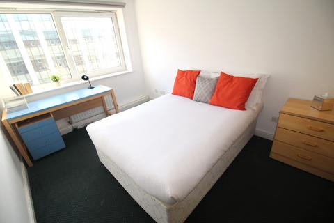 2 bedroom flat to rent, Flat 59, 205 Clarendon Road, Leeds, LS2 9DU