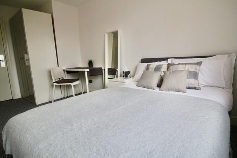 2 bedroom flat to rent, Flat 39, 205 Clarendon Road, Leeds, LS2 9DU