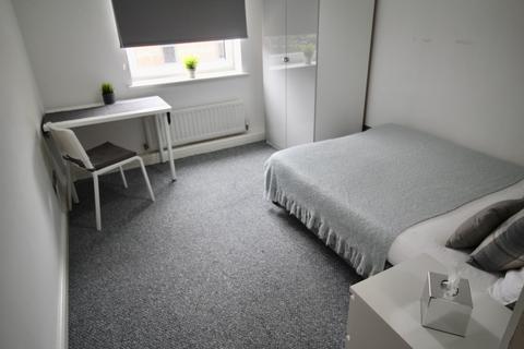 2 bedroom flat to rent, Flat 39, 205 Clarendon Road, Leeds, LS2 9DU