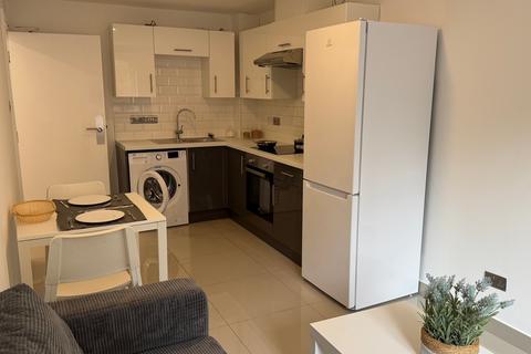 2 bedroom flat to rent, Flat 34, 205 Clarendon Road, Leeds, LS2 9DU