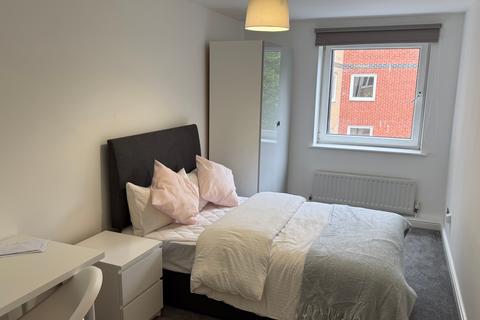 2 bedroom flat to rent, Flat 34, 205 Clarendon Road, Leeds, LS2 9DU