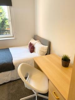 2 bedroom flat to rent, Flat 23, 205 Clarendon Road, Leeds, LS2 9DU