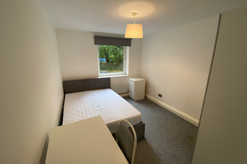 2 bedroom flat to rent, Flat 1, 205 Clarendon Road, LS2 9DU