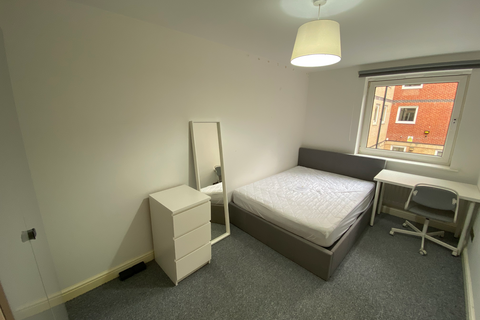 2 bedroom flat to rent, Flat 1, 205 Clarendon Road, LS2 9DU