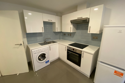 2 bedroom flat to rent, Flat 1, 205 Clarendon Road, LS2 9DU