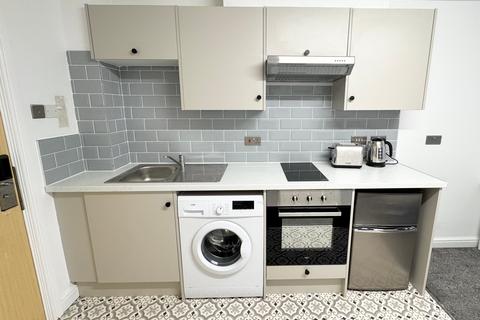 1 bedroom flat to rent, Flat 5, 205 Clarendon Road, Leeds, LS2 9DU