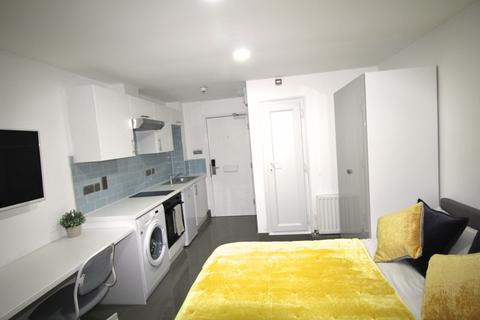 1 bedroom flat to rent, Flat 4, 205 Clarendon Road, Leeds, LS2 9DU
