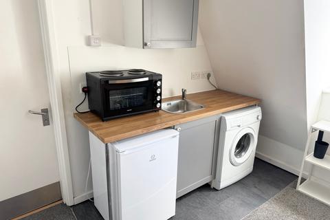 Studio to rent, Flat 18D, 59-61 Clarendon Road, LS2 9NZ