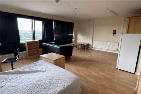 Studio to rent, Flat 22C, 59-61 Clarendon Road, LS2 9NZ