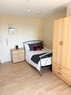 Studio to rent, Flat 18B, 59-61 Clarendon Road, LS2 9NZ