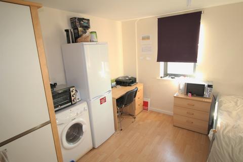 Studio to rent, Flat 18A, 59-61 Clarendon Road, LS2 9NZ