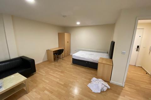 Studio to rent, Flat 5, Westmount, 59-61 Clarendon Road, LS2 9NZ