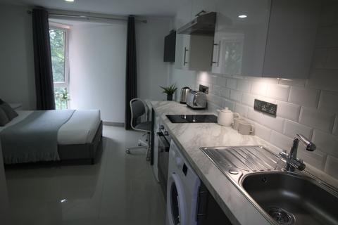 1 bedroom flat to rent, Flat 37, 205 Clarendon Road, Leeds, LS2 9DU