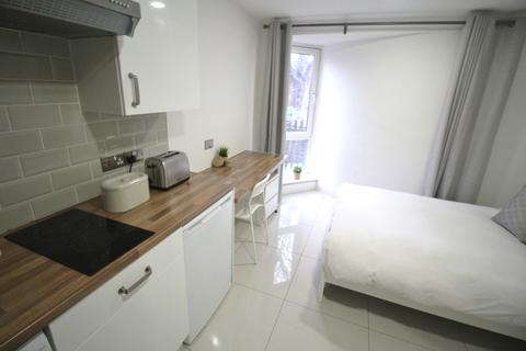 1 bedroom flat to rent, Flat 3, 205 Clarendon Road, Leeds, LS2 9DU