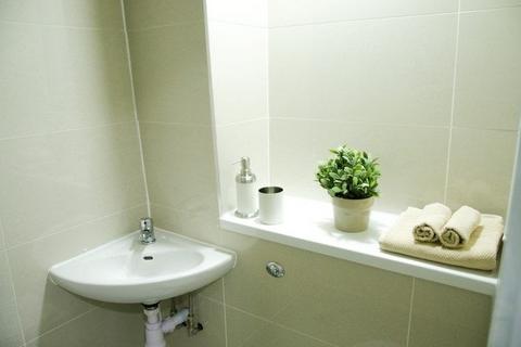 1 bedroom flat to rent, Flat 21, 205 Clarendon Road, Leeds, LS2 9DU