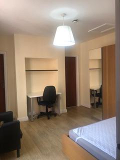 1 bedroom flat to rent, Flat 4, 7 Kelso Road, LS2 9PR