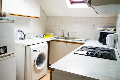 1 bedroom flat to rent, 6 Chestnut Avenue