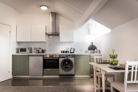 Studio to rent, Flat 6, 53 Clarendon Road, LS2 9NZ