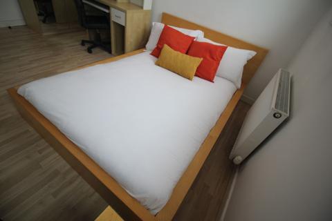 1 bedroom flat to rent, Flat 2A, 31 Kelso Road, LS2 9PR