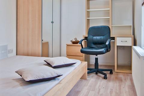 1 bedroom flat to rent, Flat 1B, 31 Kelso Road, LS2 9PR