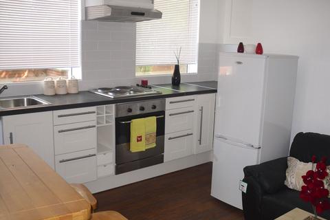 1 bedroom flat to rent, Ground Flat, 30 Ebor Place, LS6 1NR