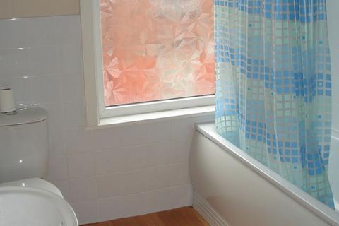 2 bedroom house to rent, 3 Beamsley Place, LS6 1JZ