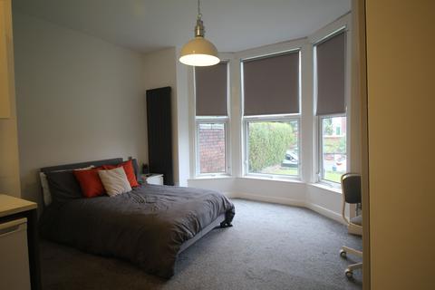 Studio to rent, Flat 1A, 22 Kelso Road, LS2 9PR