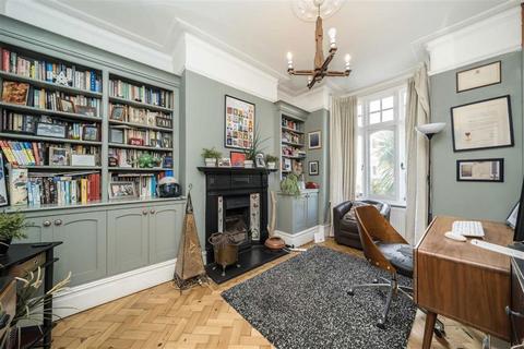 4 bedroom semi-detached house for sale, Boyne Road, London SE13