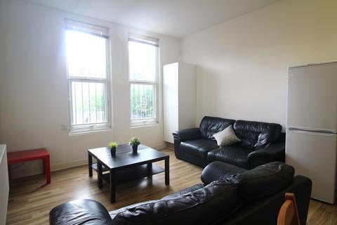 1 bedroom flat to rent, Ground Flat, 13 Kelso Road, LS2 9PR