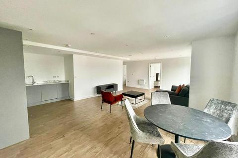 3 bedroom apartment to rent, Phoenix, Saxton Lane, Leeds, LS9