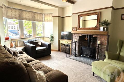undefined, Hawthorne Grove, Carleton