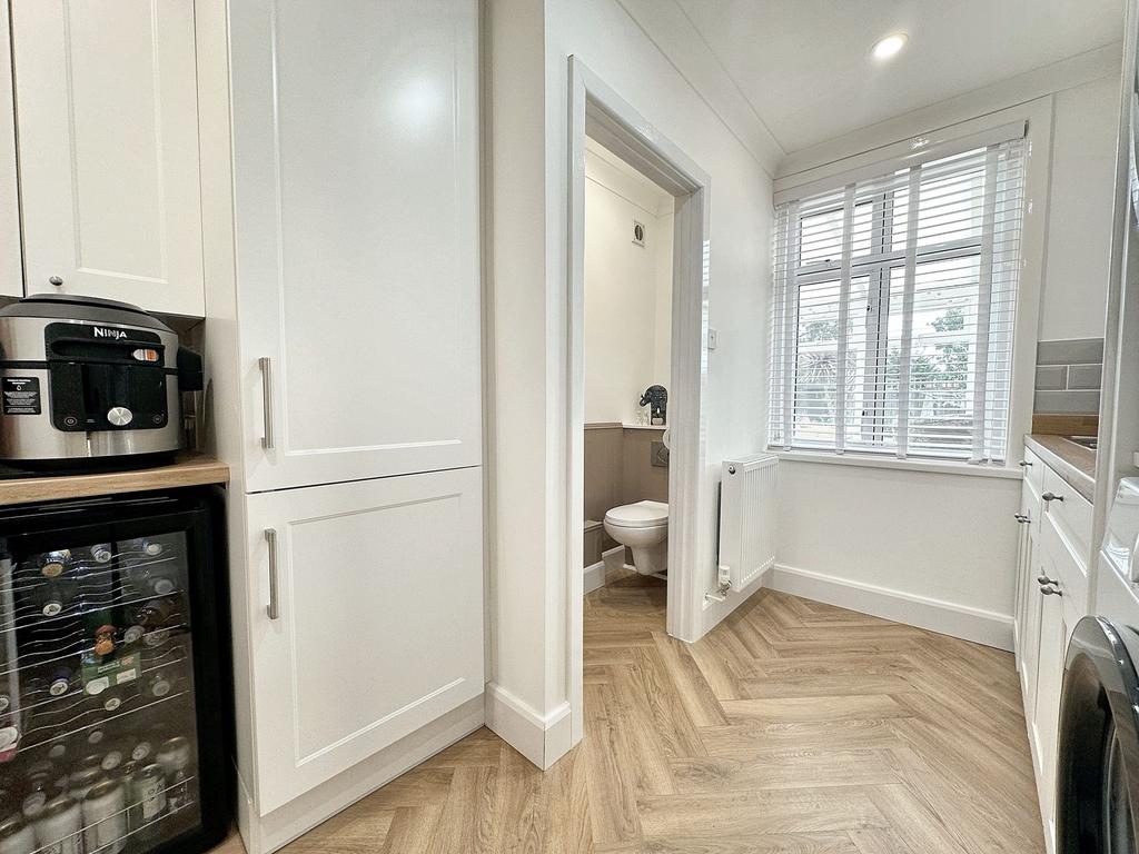 Utility Room/Wc