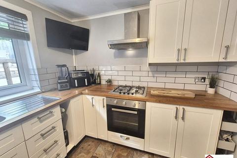 31 Underwood Road, Cadoxton, Neath, SA10 8BU